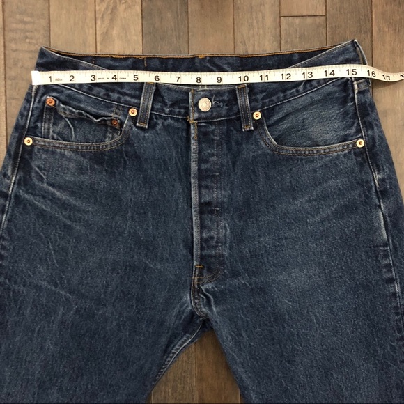 Vintage Levi’s 501 Curved Hem Cropped Jeans!!! - Picture 4 of 8